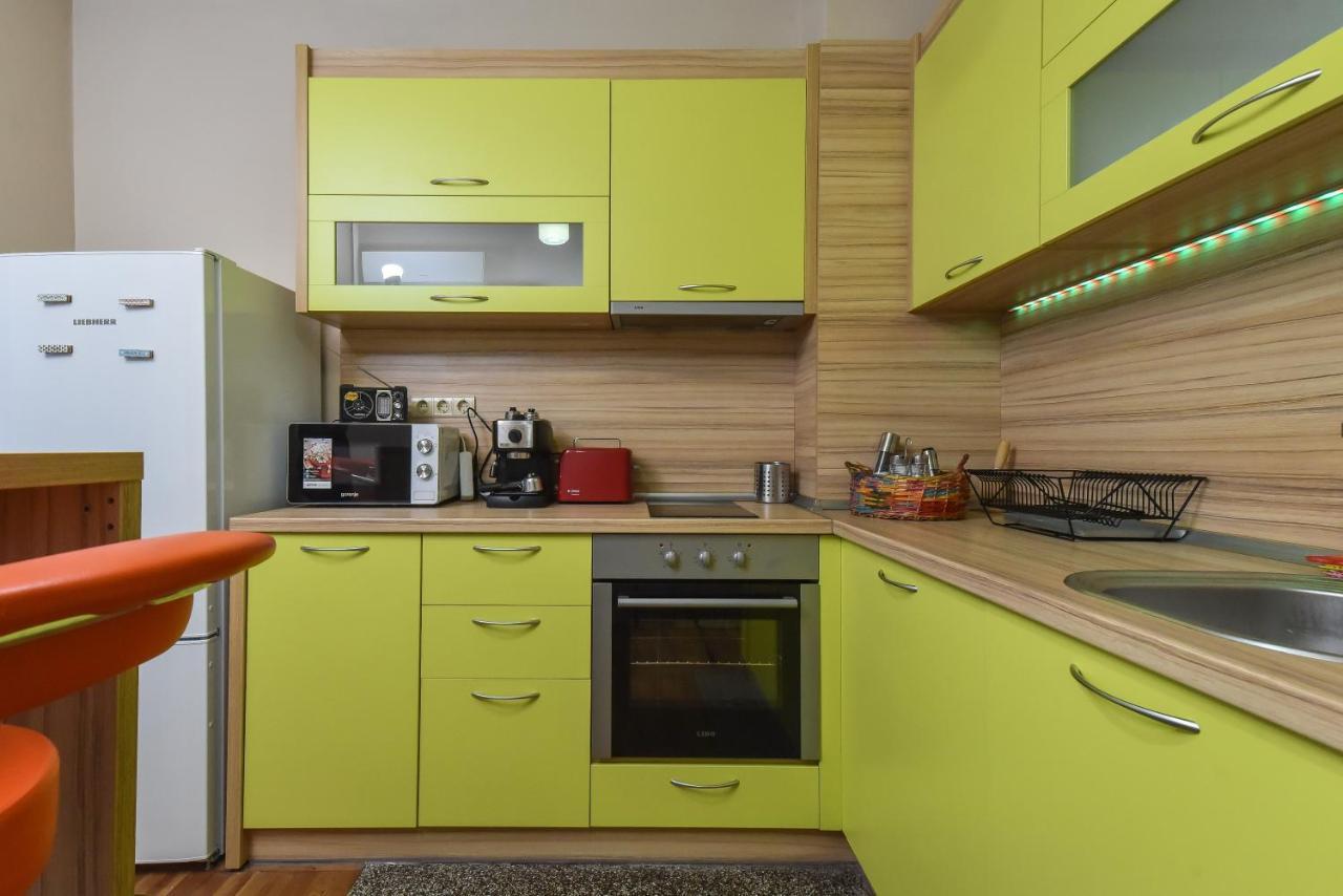 Vintage Spot - Colorful One-Bedroom Apartment By Flat Mаnager Sofia Exterior photo